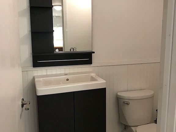 3rd image of 312 Spencer Dr