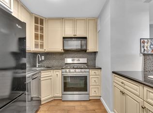 2000 Linwood Ave APT 9E, Fort Lee, NJ 07024