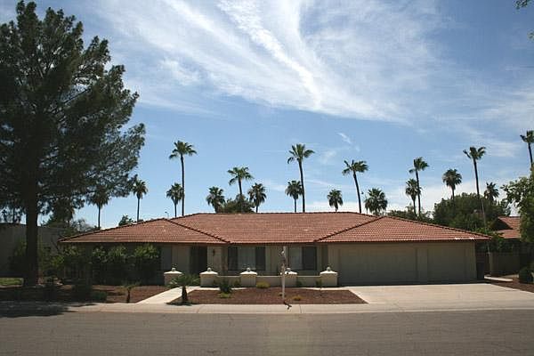 1st image of 2522 S Grandview Drive