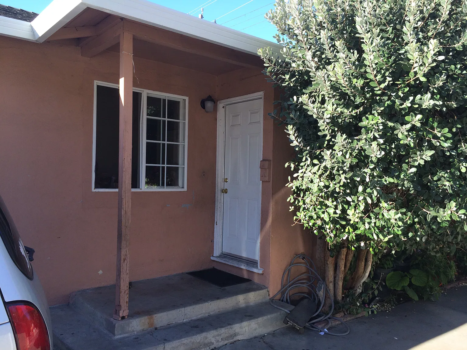 2 bed, 900 sqft, $3,195 — Photo 4