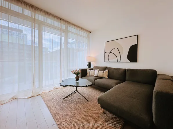 455 Front St E #N431, Toronto, ON M5A 0G2