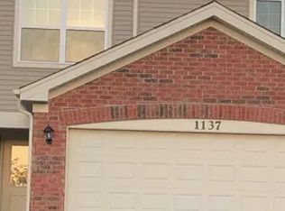 1137 Amber Dr, Cary, IL 60013