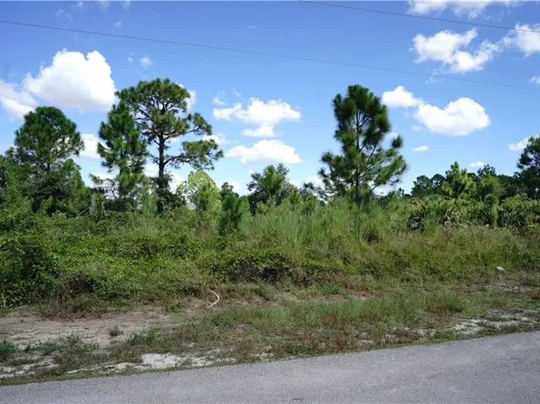 875 Chezy ST E, LEHIGH ACRES, FL 33974