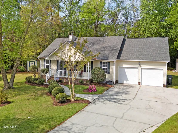 1610 W Hightree Lane, New Bern, NC 28562