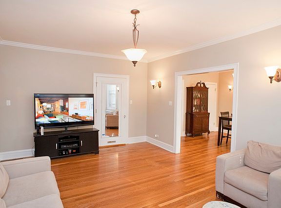 2nd image of 844 Washington Blvd APT 1