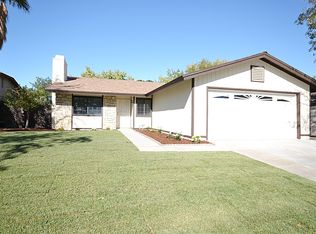 1041 Lightcap St, Lancaster, CA 93535