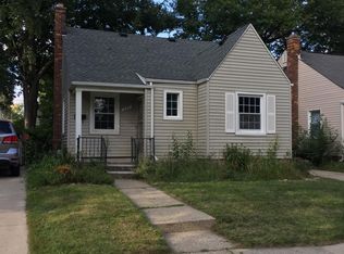 275 Academy Ave, Ferndale, MI 48220