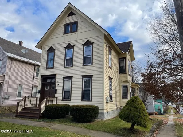 212 Fon Clair Street, Johnstown, NY 12095