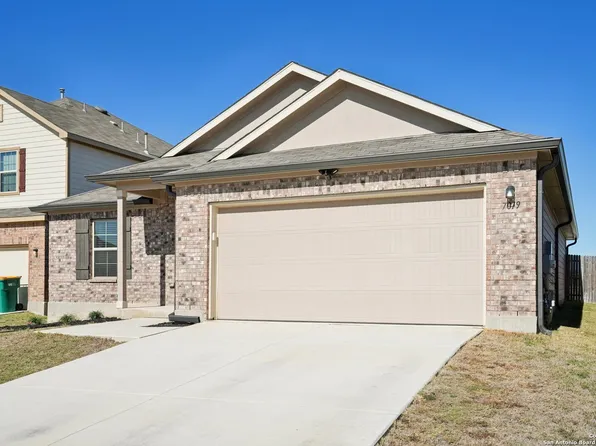 7019 Vista Loop, San Antonio, TX 78233
