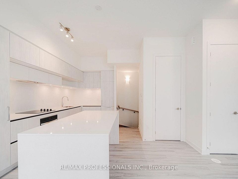 2nd image of 11 David Eyer Rd #1508