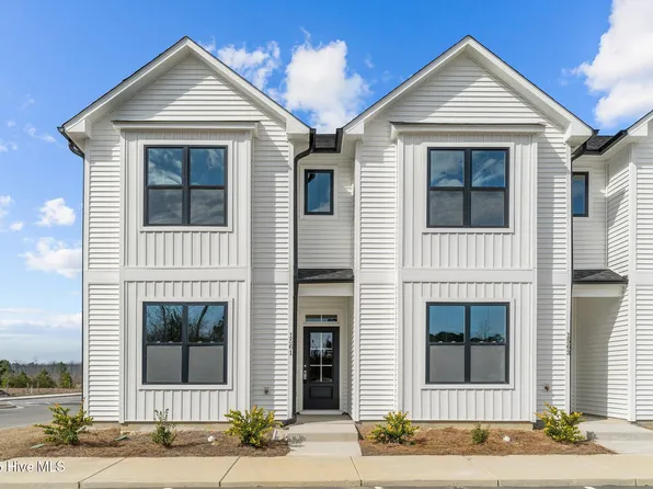 1561 Dusk Cove NE, Winnabow, NC 28479