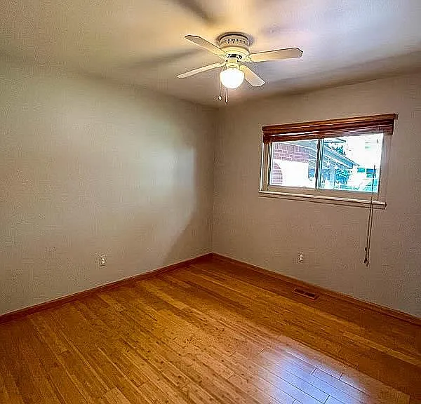 35620 Electra Dr — Photo 13