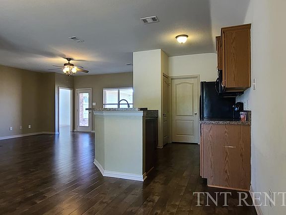 4th image of 224 Audobon Ln