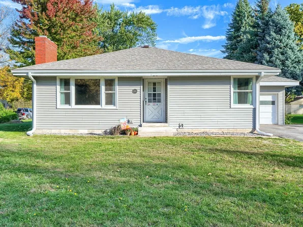 830 5th St W, Hastings, MN 55033