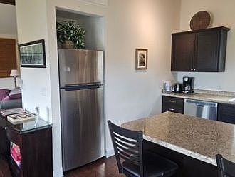 3rd image of 115 Upper Grove Ln #115