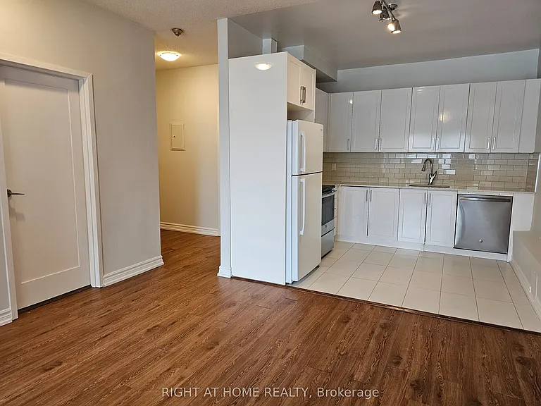 1801 Eglinton Ave W #201 — Photo 3