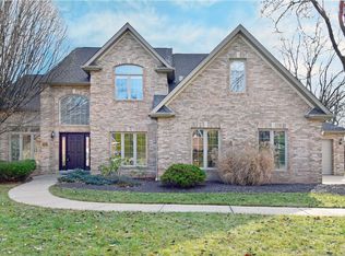 7052 Bennington Woods Dr, Pittsburgh, PA 15237