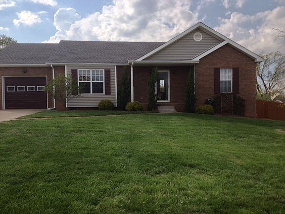 2nd image of 224 Windmeade Cir