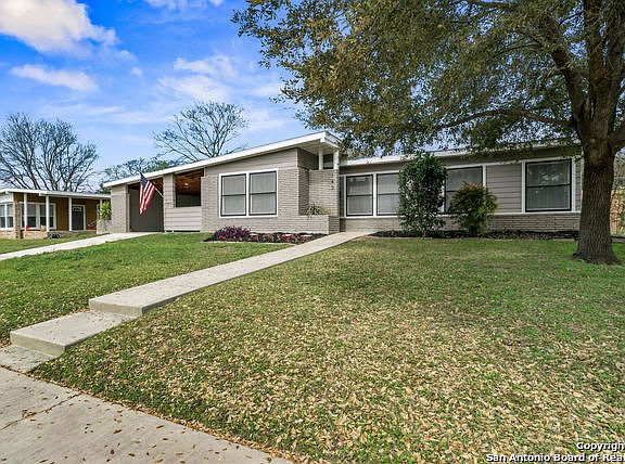 2nd image of 143 Teakwood Ln