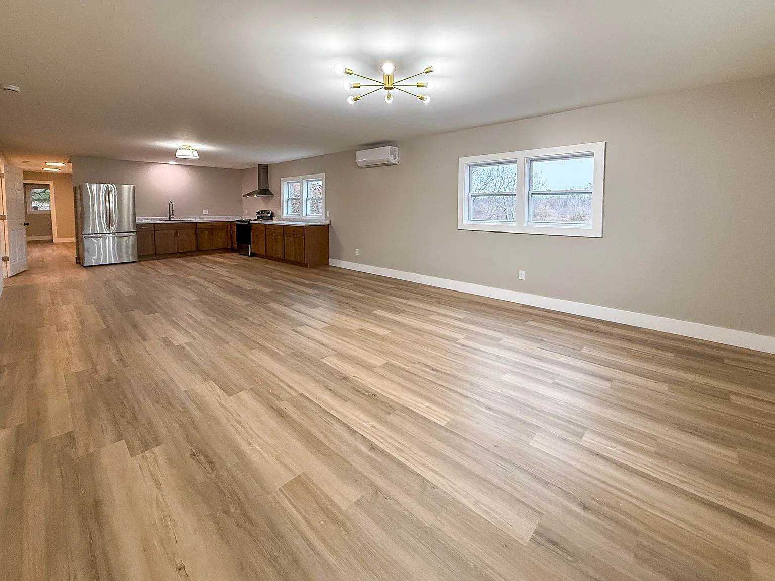 4 bed, 1800 sqft, $2,500 — Photo 4