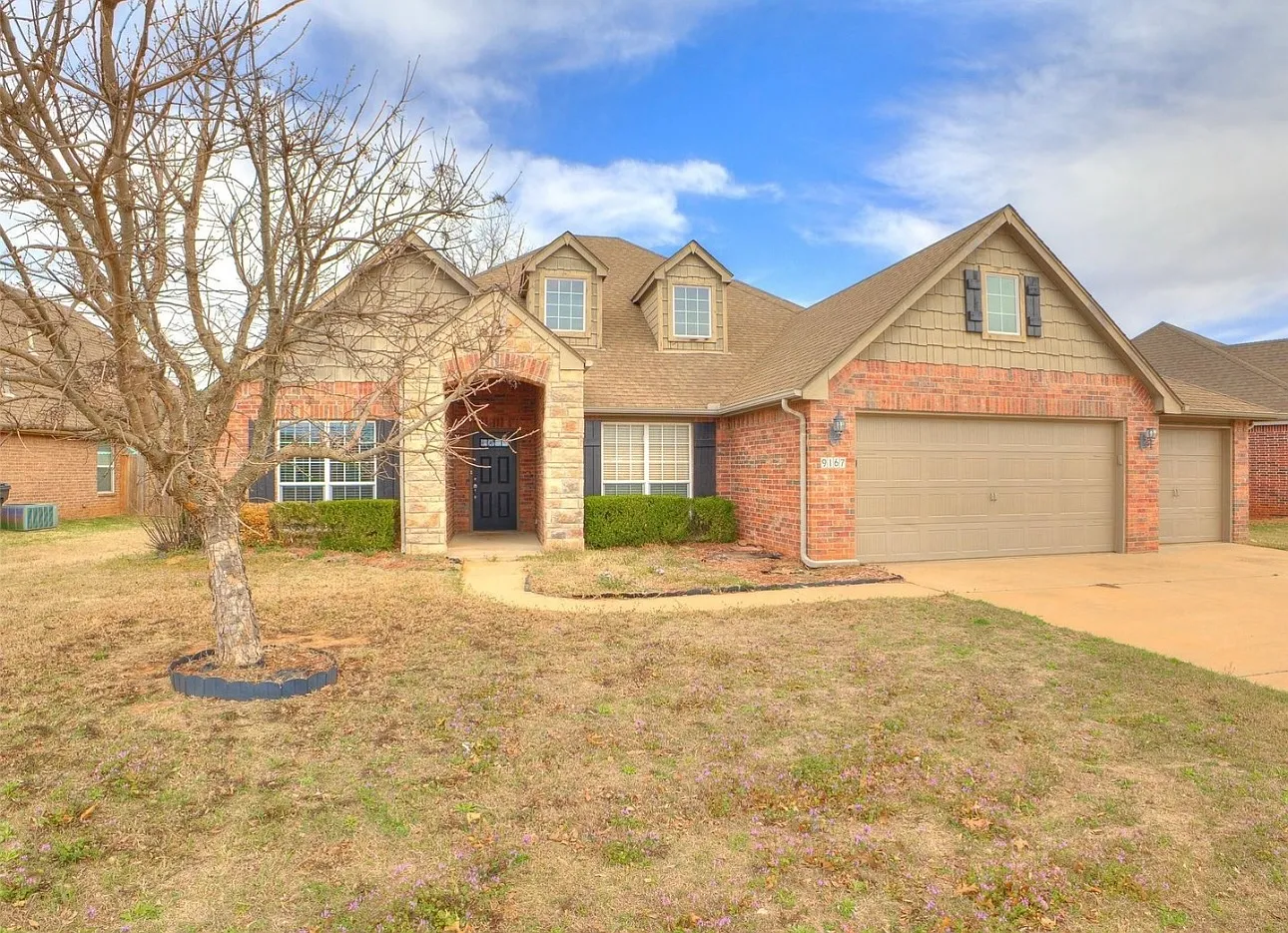 3 bed, 2764 sqft, $2,580 — Photo 2