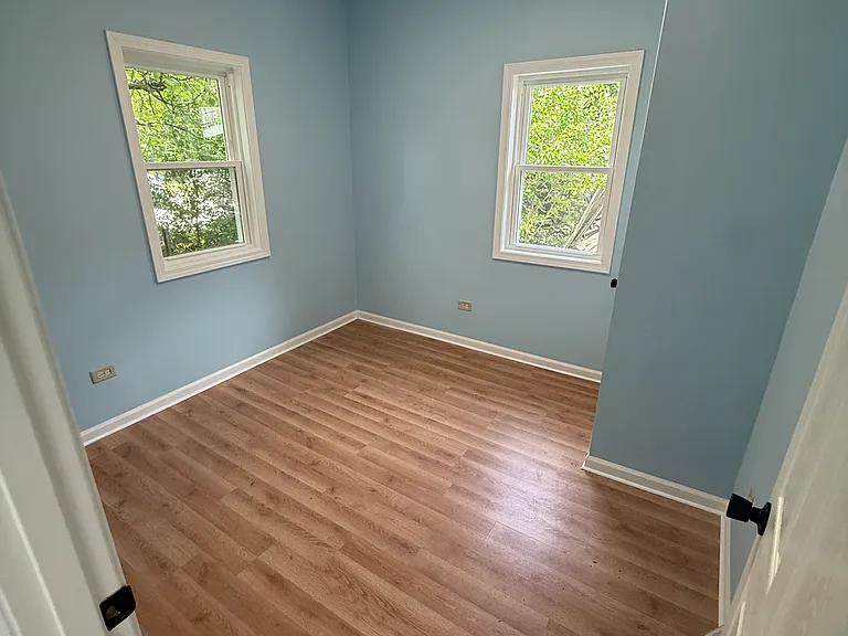 963 Lane St — Photo 4