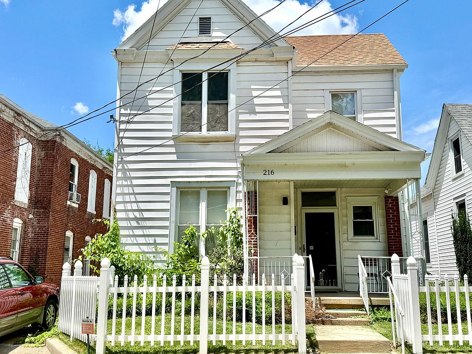 1st image of 216 Pine St