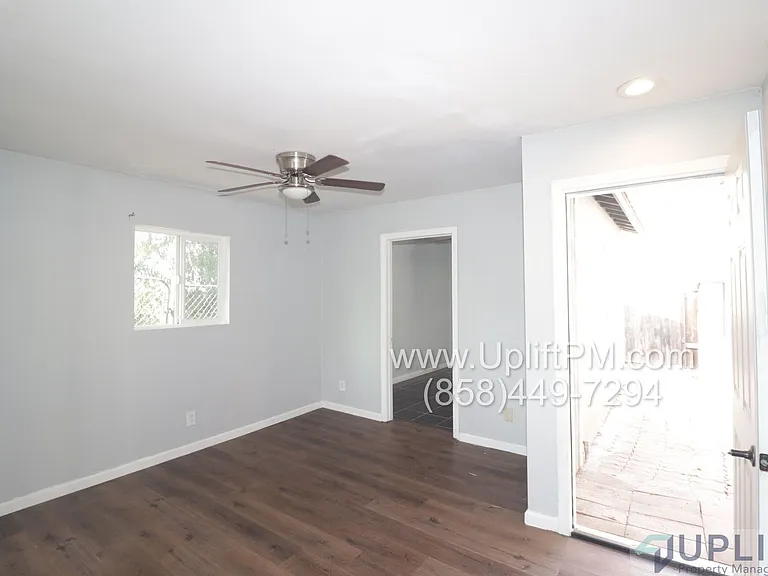 6313 Kimmy Ct — Photo 2
