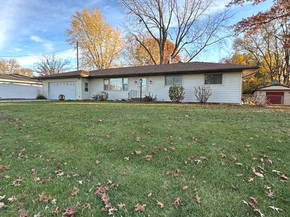 315 George St, Morris, IL 60450