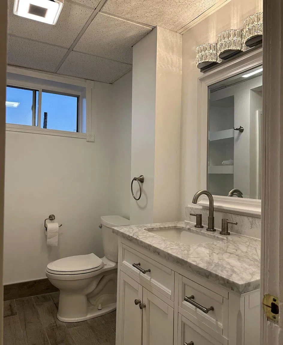 1619 S Park Ave — Photo 4