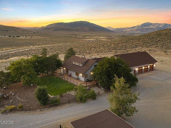 3rd image of 6000 Winnemucca Ranch Rd