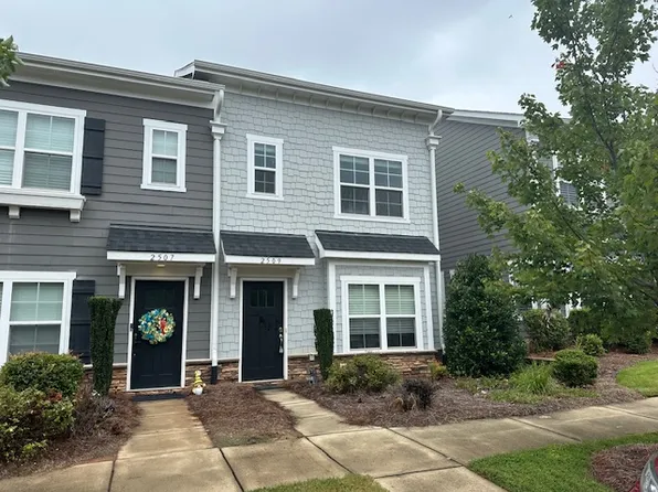 2509 Gallery Dr, Denver, NC 28037