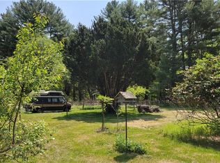 28 Black Plain Rd, Exeter, RI 02822