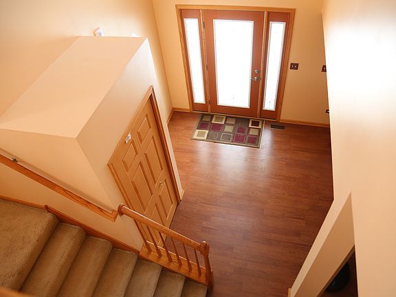 upstairs foyer view