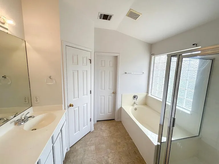 909 Settlement Cv — Photo 13