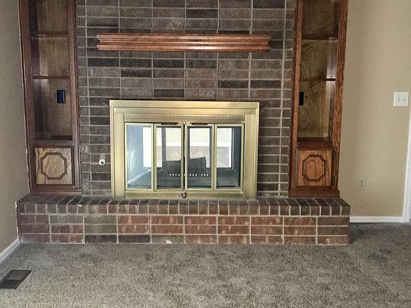 2nd image of 3701 Southwind Ct