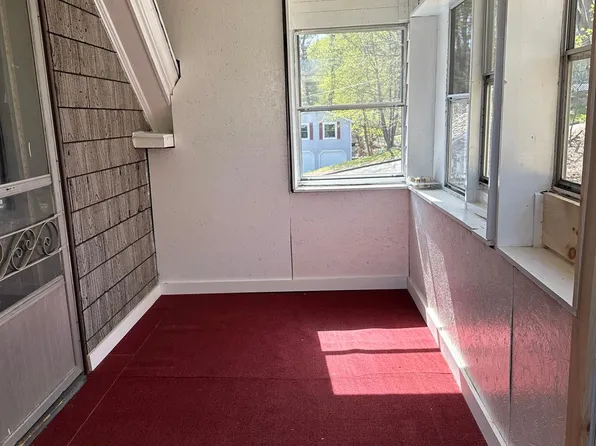 129 2nd St, Auburn, ME 04210