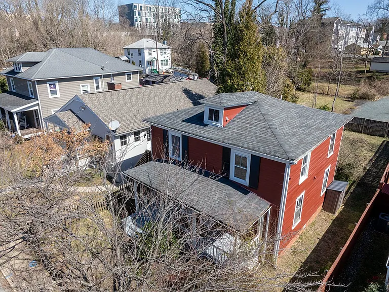 310 7th St SW — Photo 34