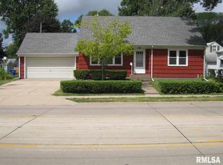 2811 7th St, Moline, IL 61265