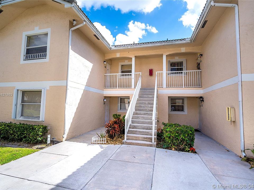 1st image of 12023 Royal Palm Blvd #4L