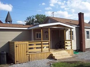 100 3rd St, Coal Center, PA 15423