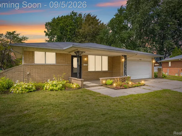 14707 Howell Ct, Sterling Heights, MI 48312