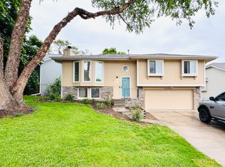15324 Howe St, Omaha, NE 68144