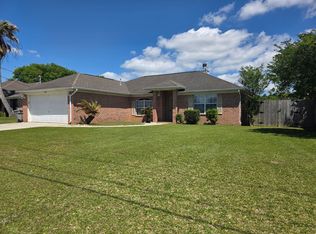 6024 Yellow Rose Dr, Pensacola, FL 32526