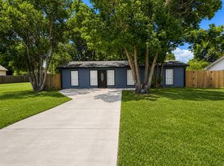 4501 E 38th St, Dickinson, TX 77539