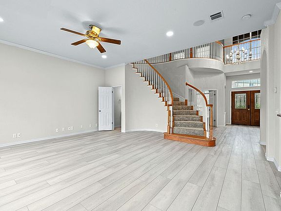 4th image of 10727 Cassia Dr