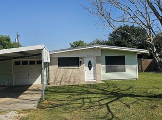 308 Paula Ave, Bridge City, TX 77611