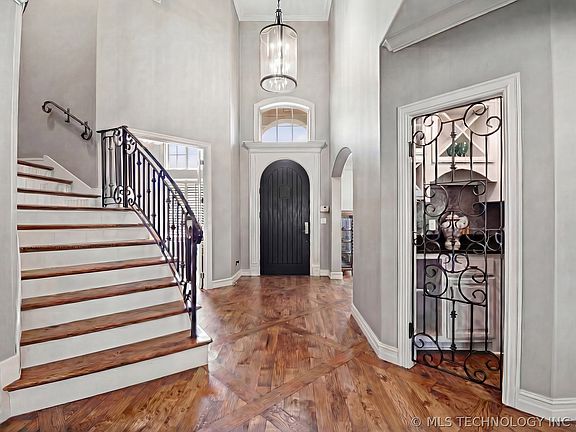 4th image of this home