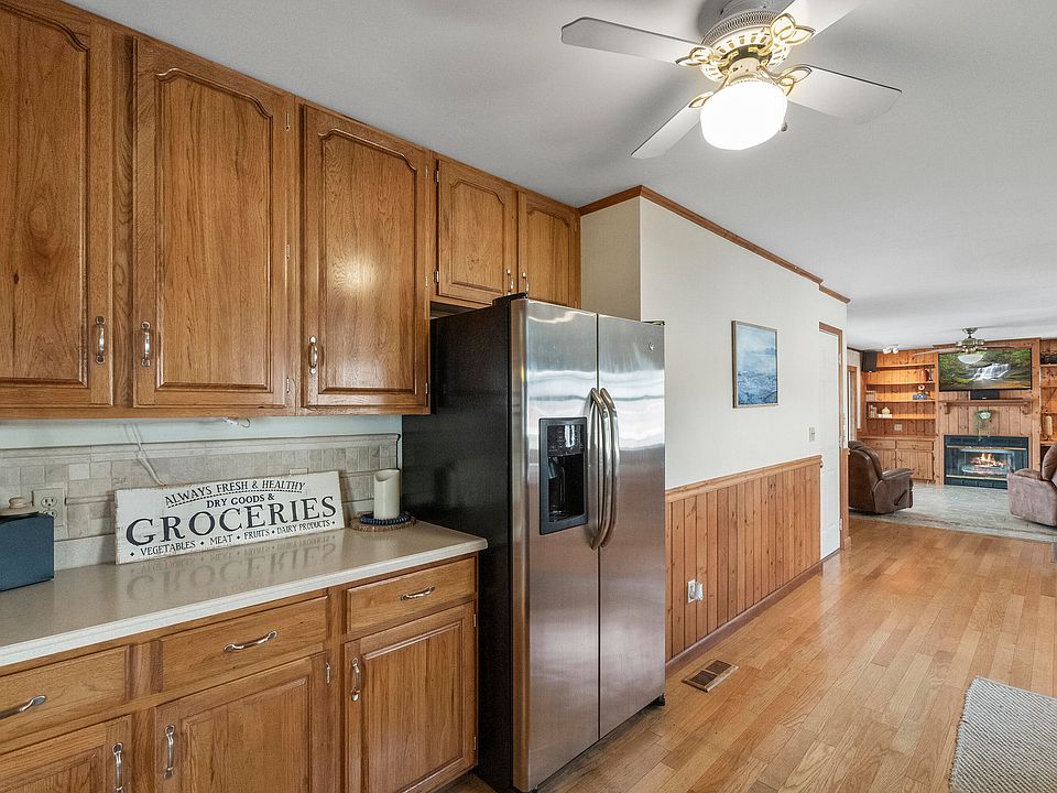 534 White Oak Cir, Kodak, TN 37764 | Zillow