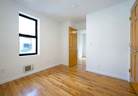 5th image of 443 E 6th St APT 5